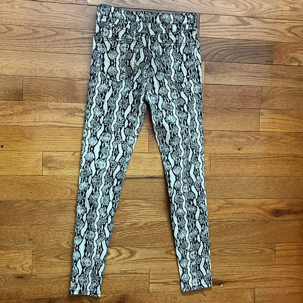 printed pants - Picture 3 of 3